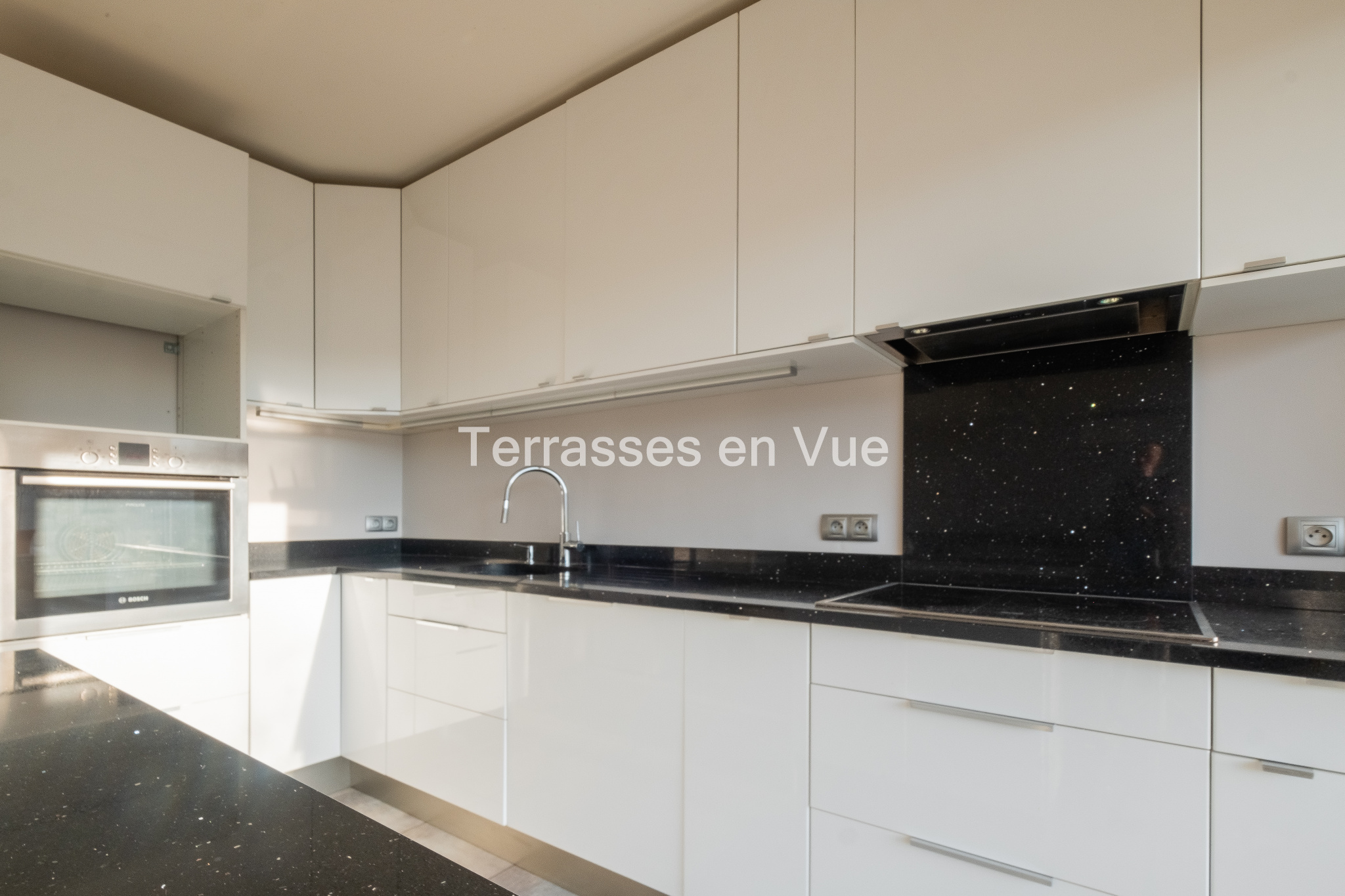 Apartment for sale - Courbevoie / 92400